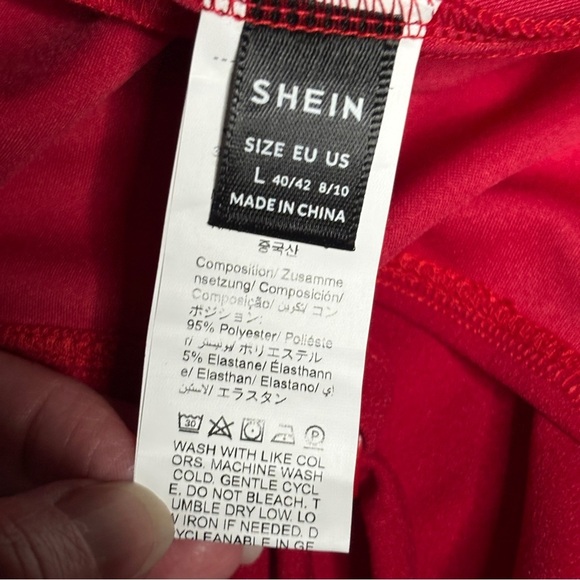 Red Sleeveless Dress - Picture 3 of 3